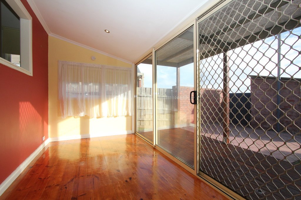 13 Little Clyde Street SOLDIERS HILL 8