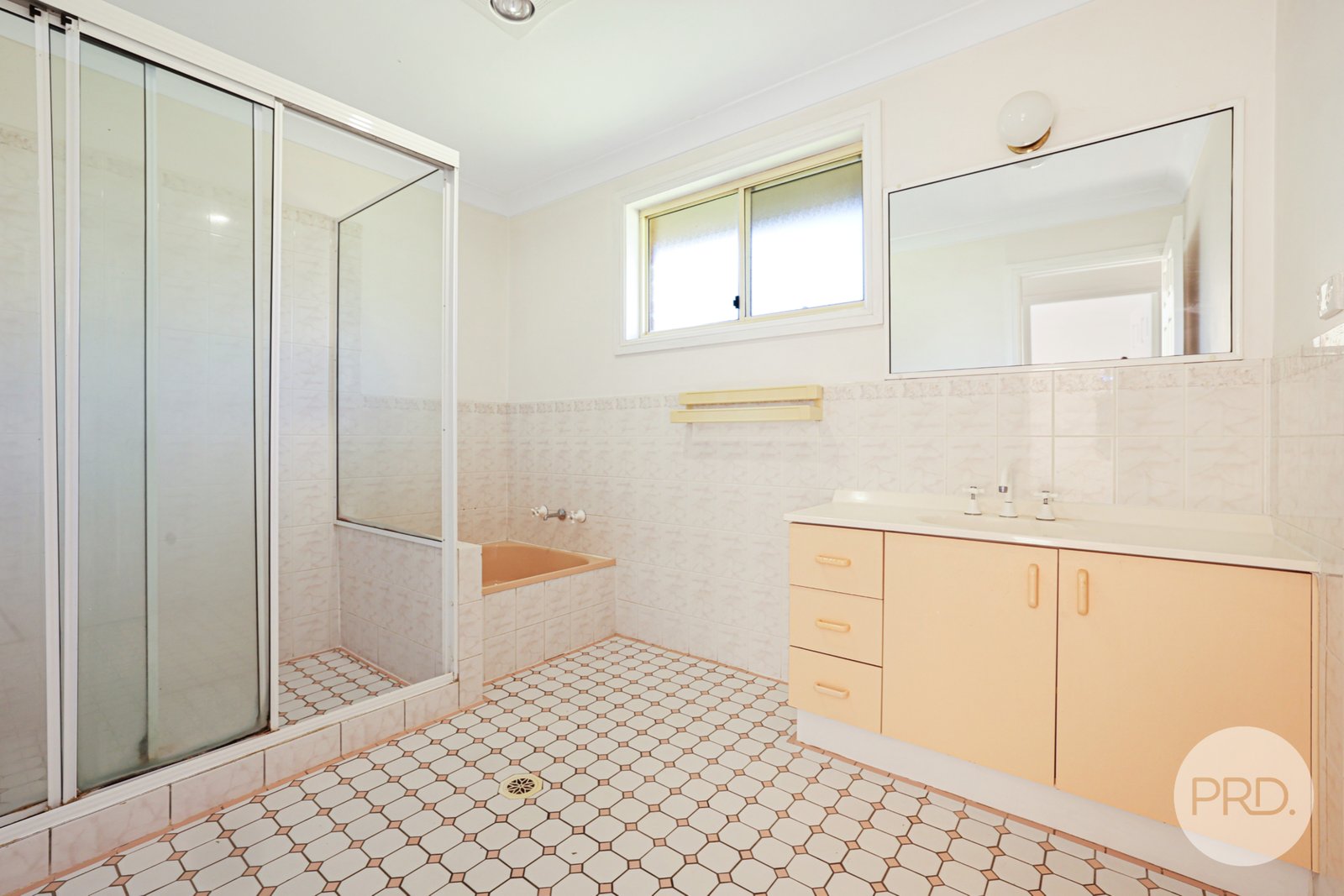 13 Liverpool Street MURRURUNDI 6