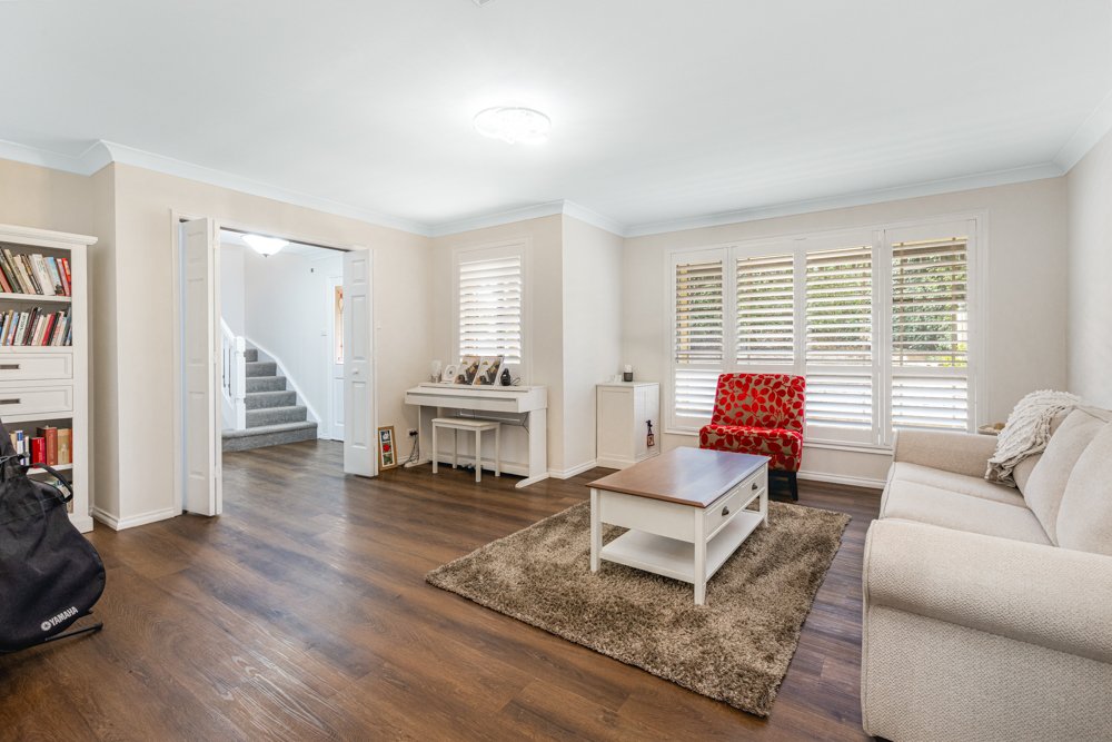 13 Lord Howe Drive ASHTONFIELD 17