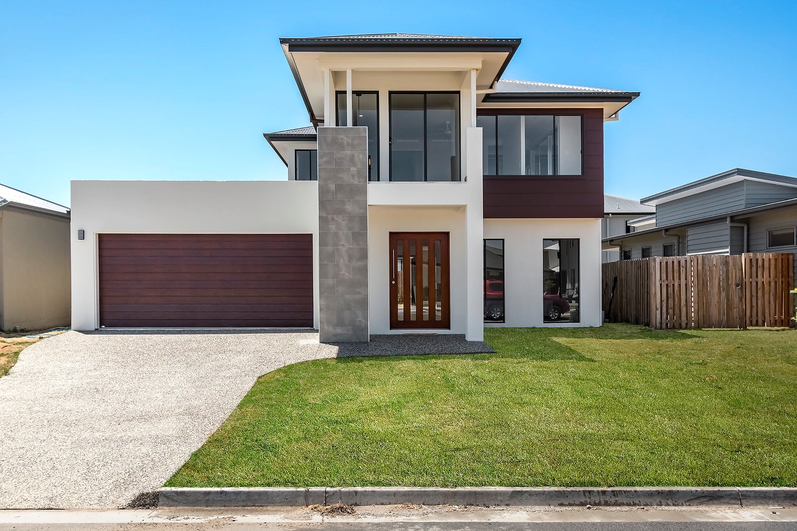 13 Lovat Street HELENSVALE 1