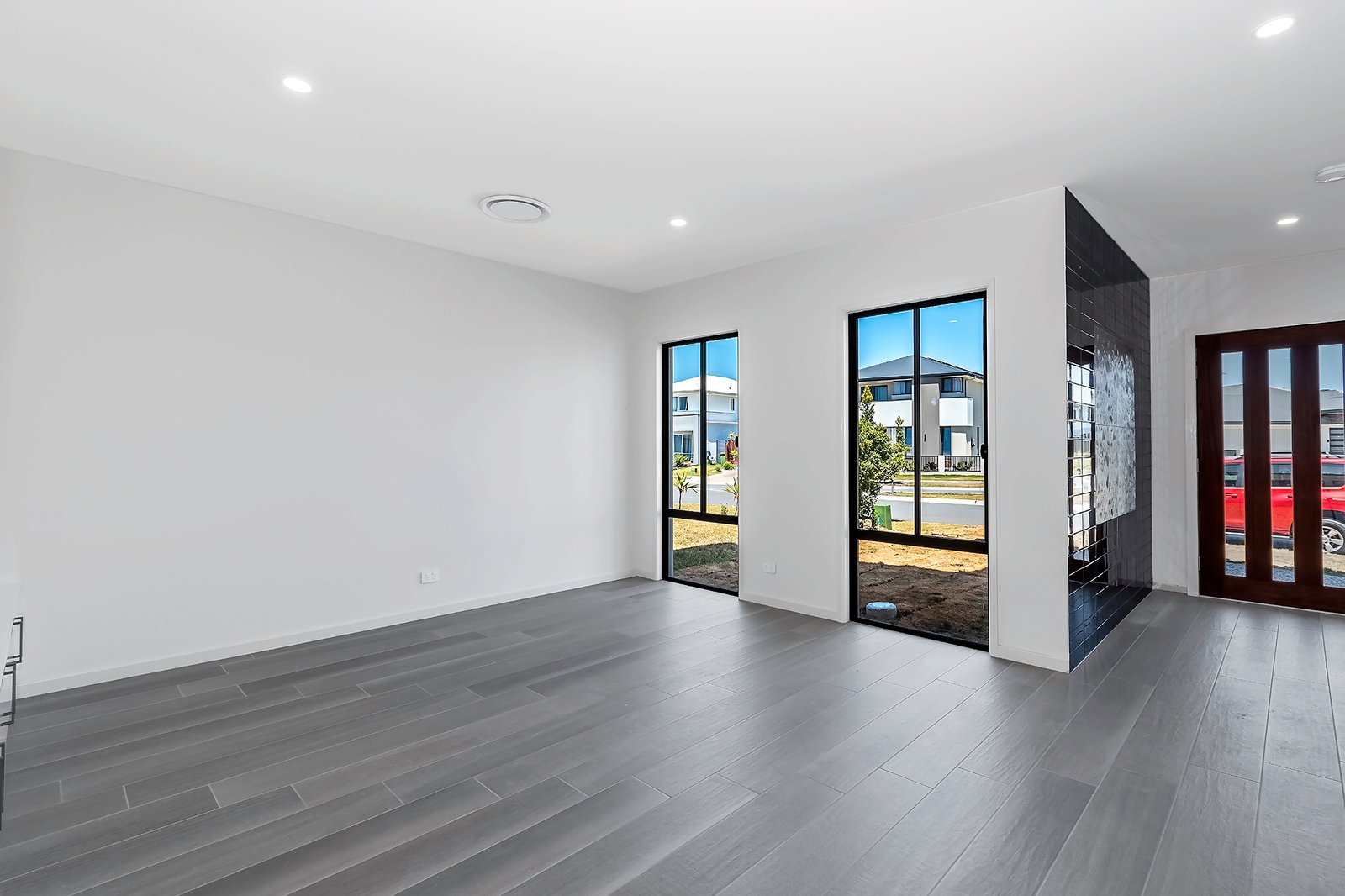 13 Lovat Street HELENSVALE 11