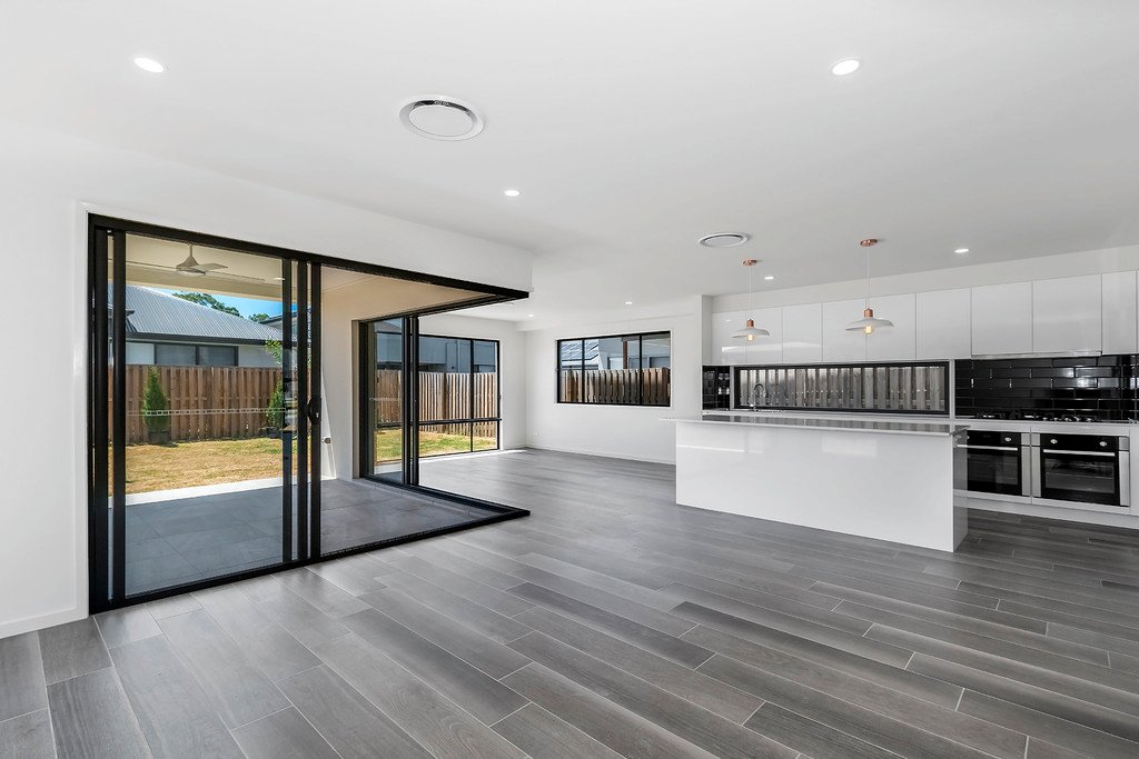 13 Lovat Street HELENSVALE 2