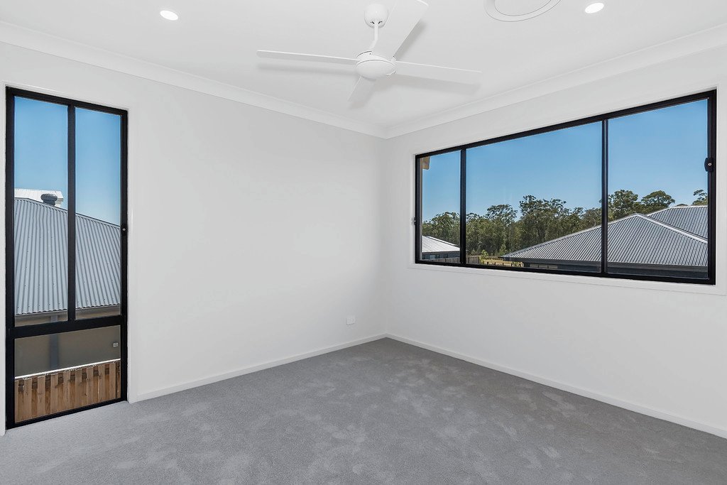 13 Lovat Street HELENSVALE 10