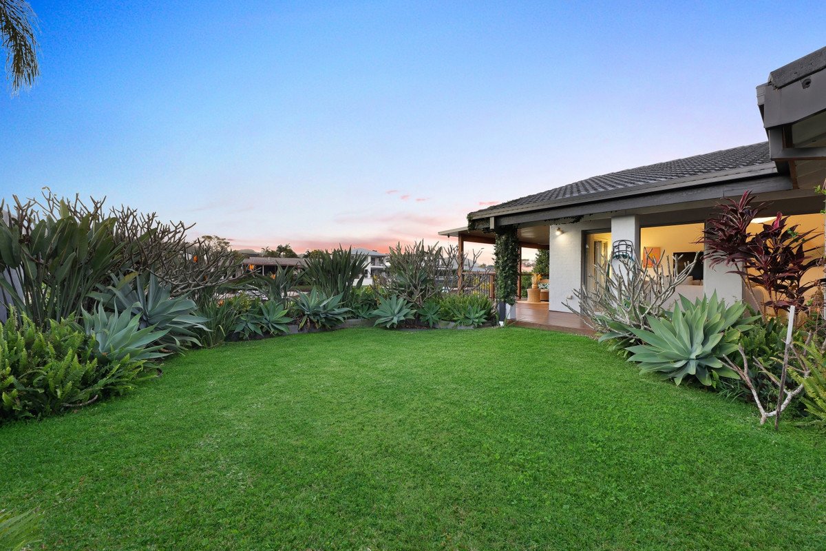 13 Mackerel Court Palm Beach 25