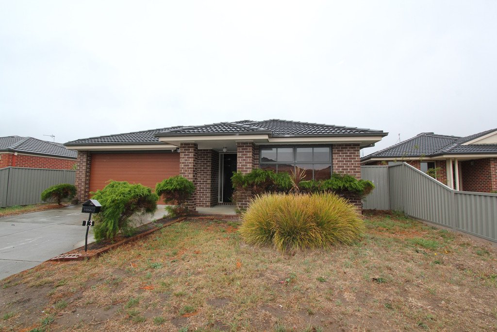 13 Macquarie Close DELACOMBE 15