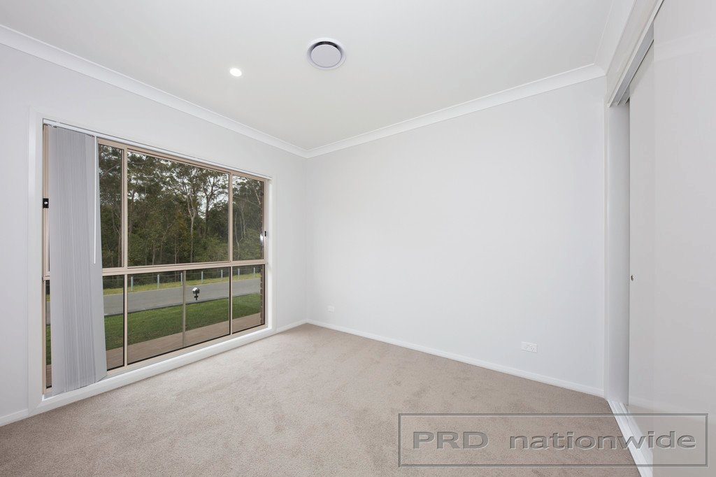 13 Magnetic Drive ASHTONFIELD 6