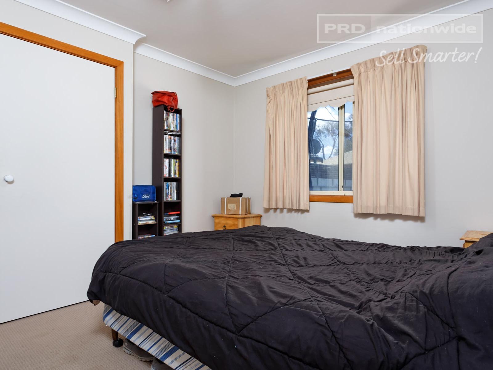 13 Magnolia Parade LAKE ALBERT 8