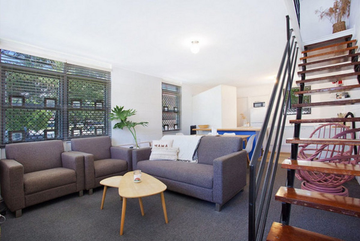 1/3 Margaret Avenue Broadbeach 1