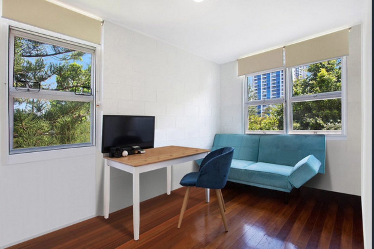 1/3 Margaret Avenue Broadbeach 5