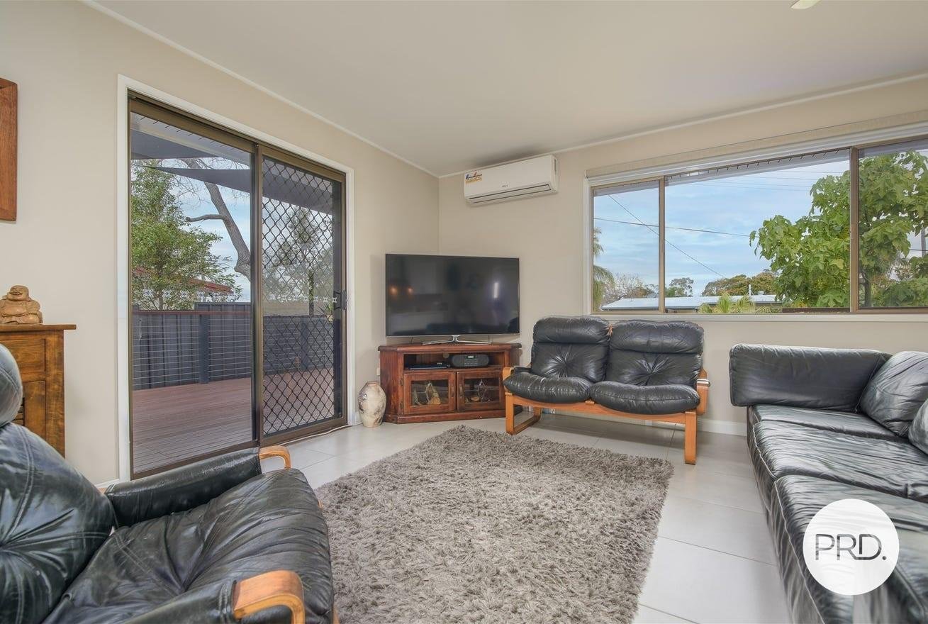13 Marina Avenue BOYNE ISLAND 3