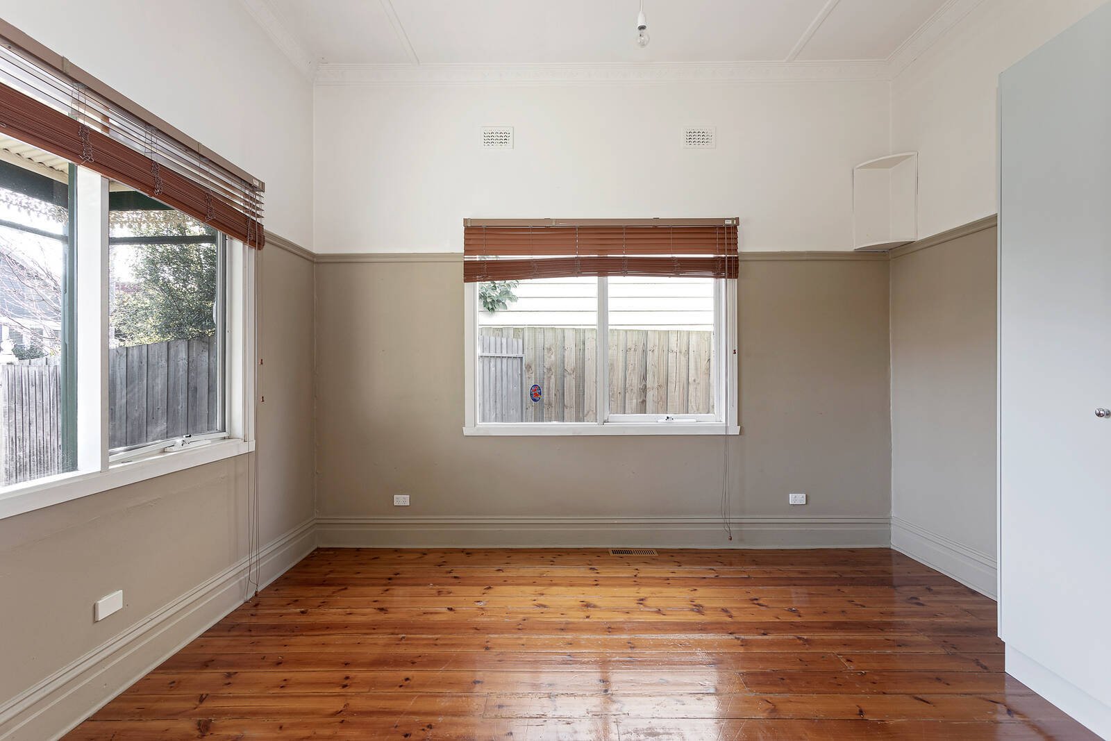 Real Estate and Property in 13 Mason Avenue, Elwood, VIC