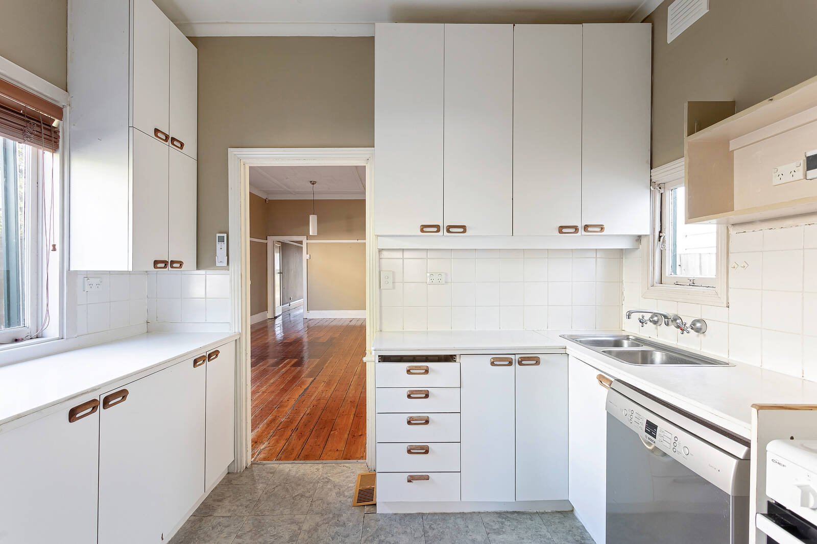 Real Estate and Property in 13 Mason Avenue, Elwood, VIC