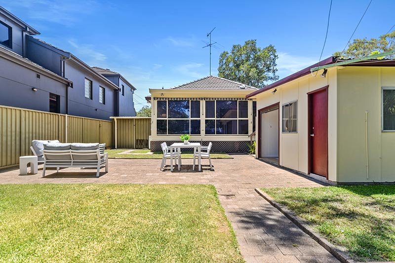13 Maxwell Road PAGEWOOD 19