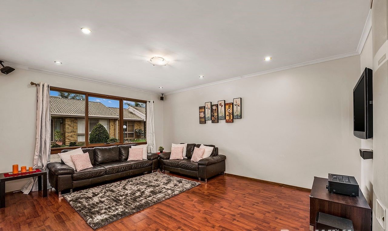 Gallery: 1/3 Mcintosh Court