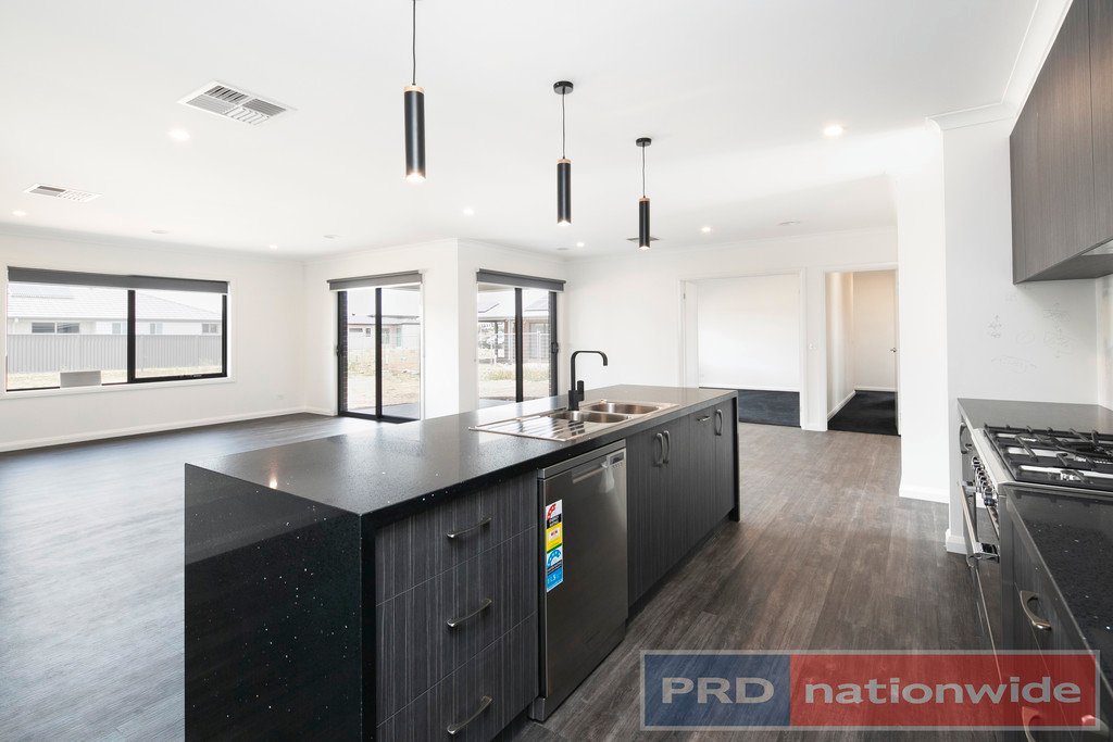 13 Mellish Street Lucas 2