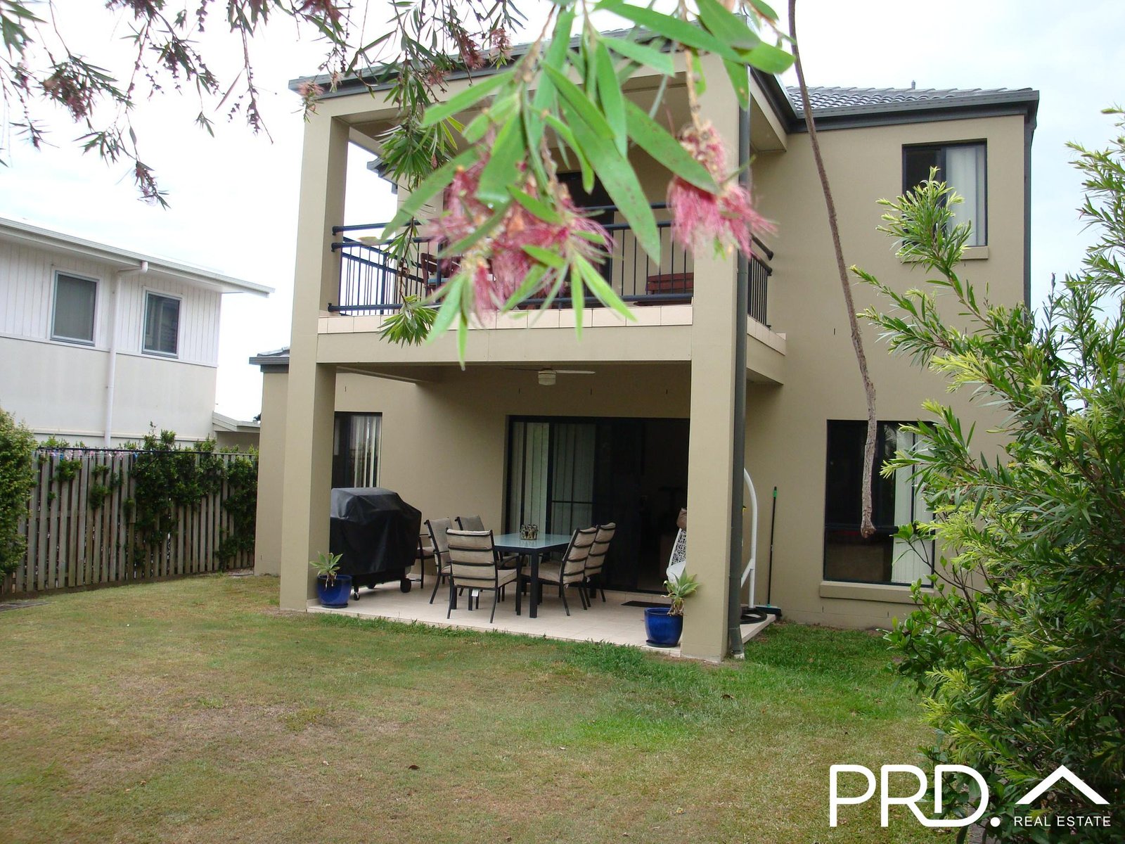 13 Menton Avenue VARSITY LAKES 16