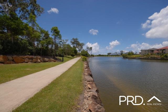 13 Menton Avenue VARSITY LAKES 17