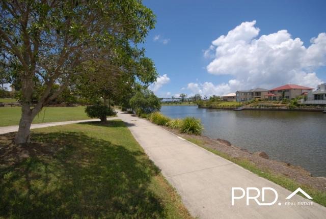 13 Menton Avenue VARSITY LAKES 18