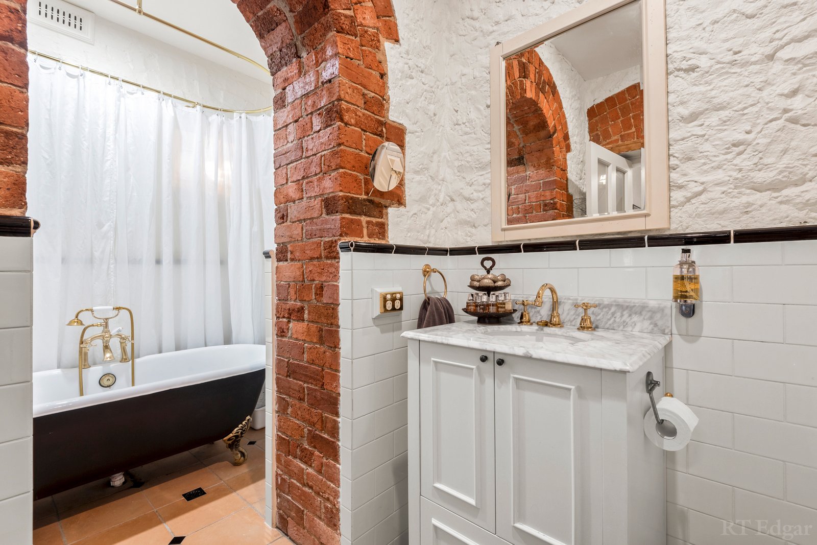 Real Estate and Property in 13 Mercer Street, Queenscliff, VIC