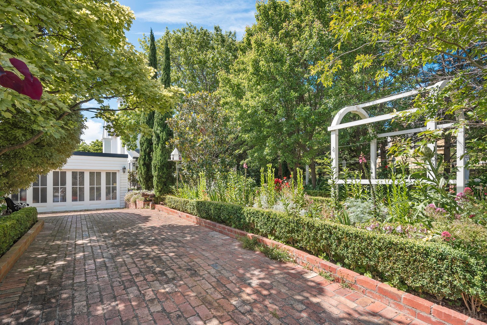 Real Estate and Property in 13 Mercer Street, Queenscliff, VIC