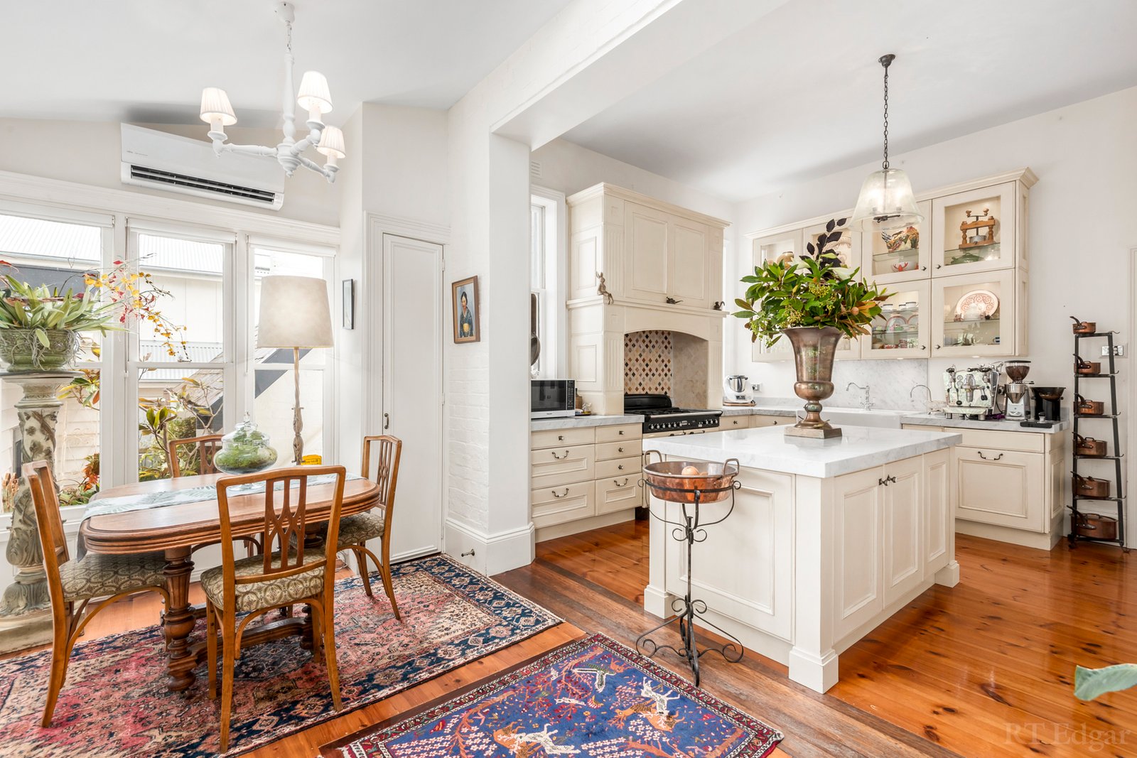 Real Estate and Property in 13 Mercer Street, Queenscliff, VIC