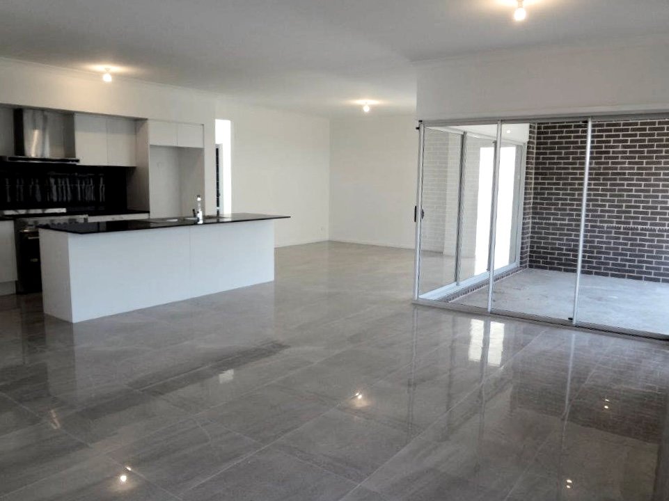 13 Milton Circuit ORAN PARK 4