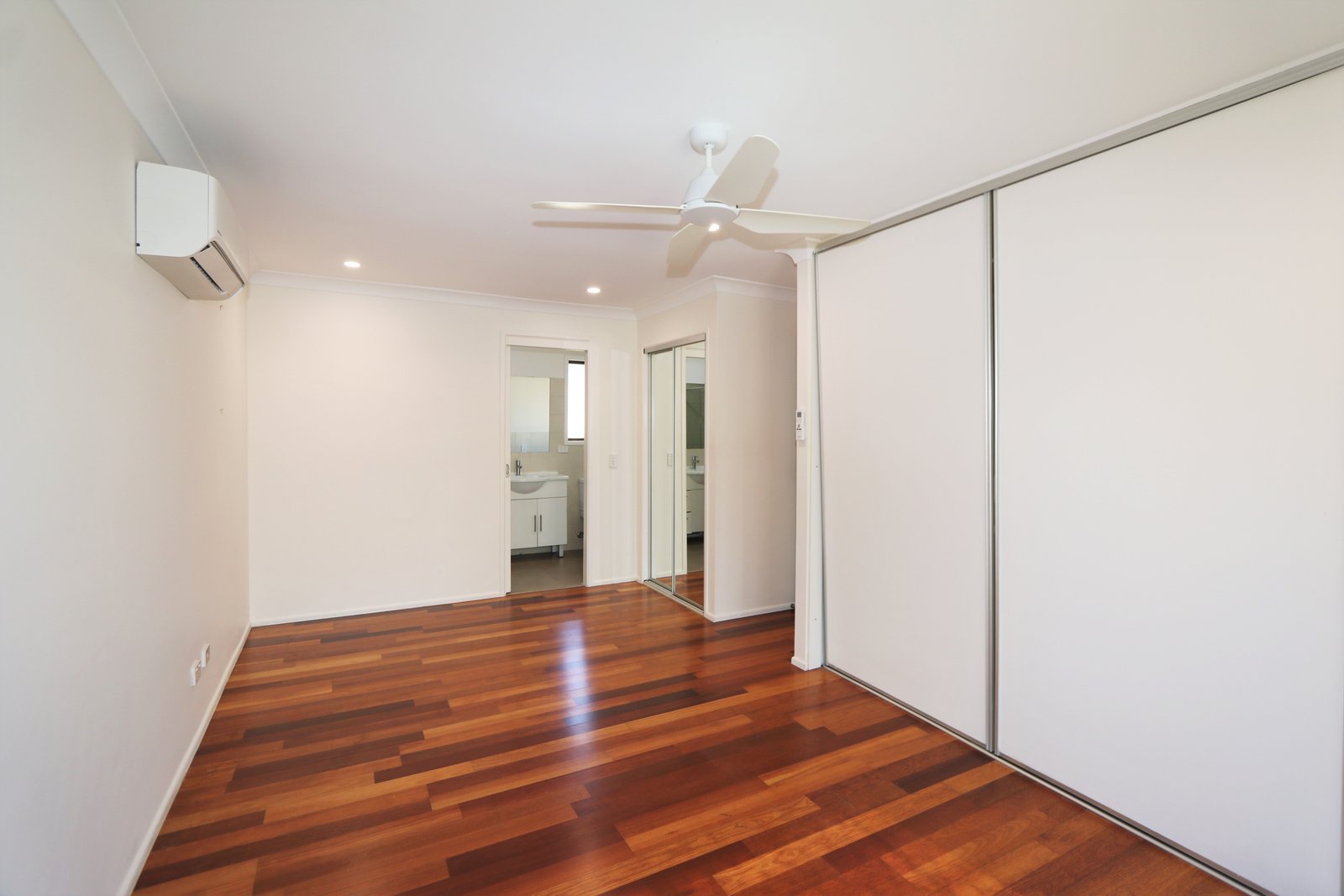 13 Mingaletta Drive ASHMORE 14