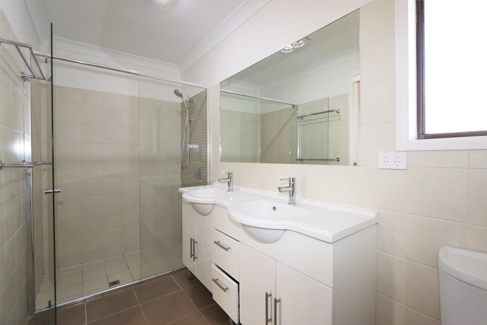 13 Mingaletta Drive ASHMORE 15