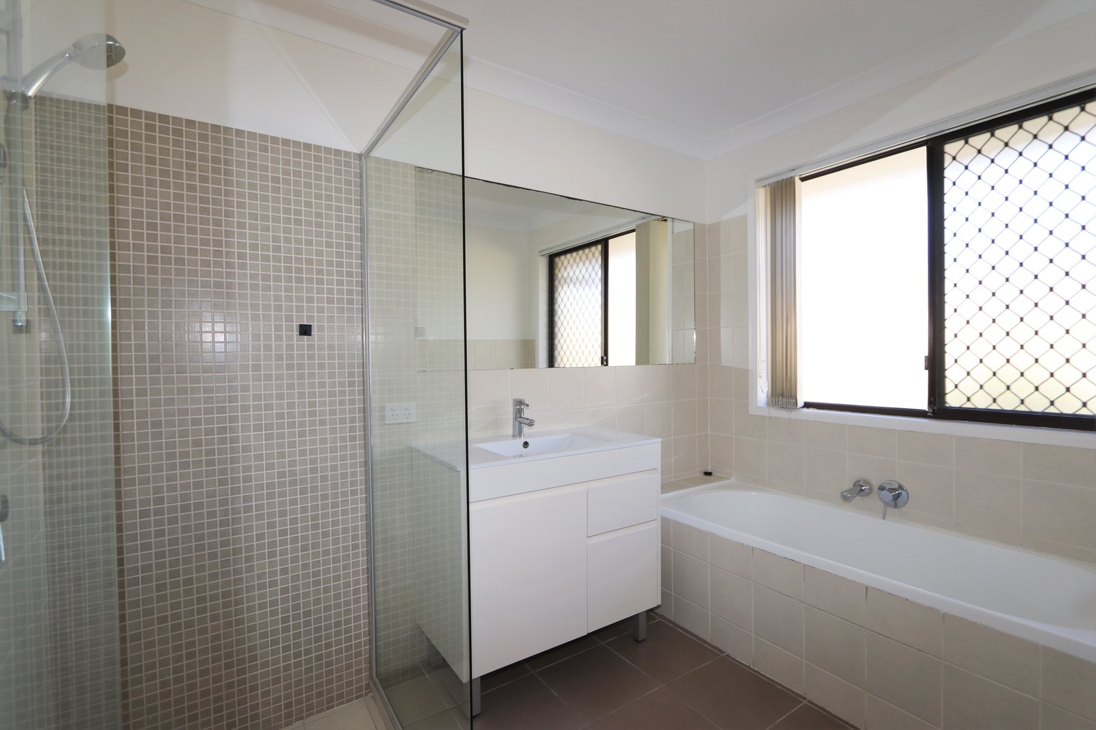 13 Mingaletta Drive ASHMORE 21