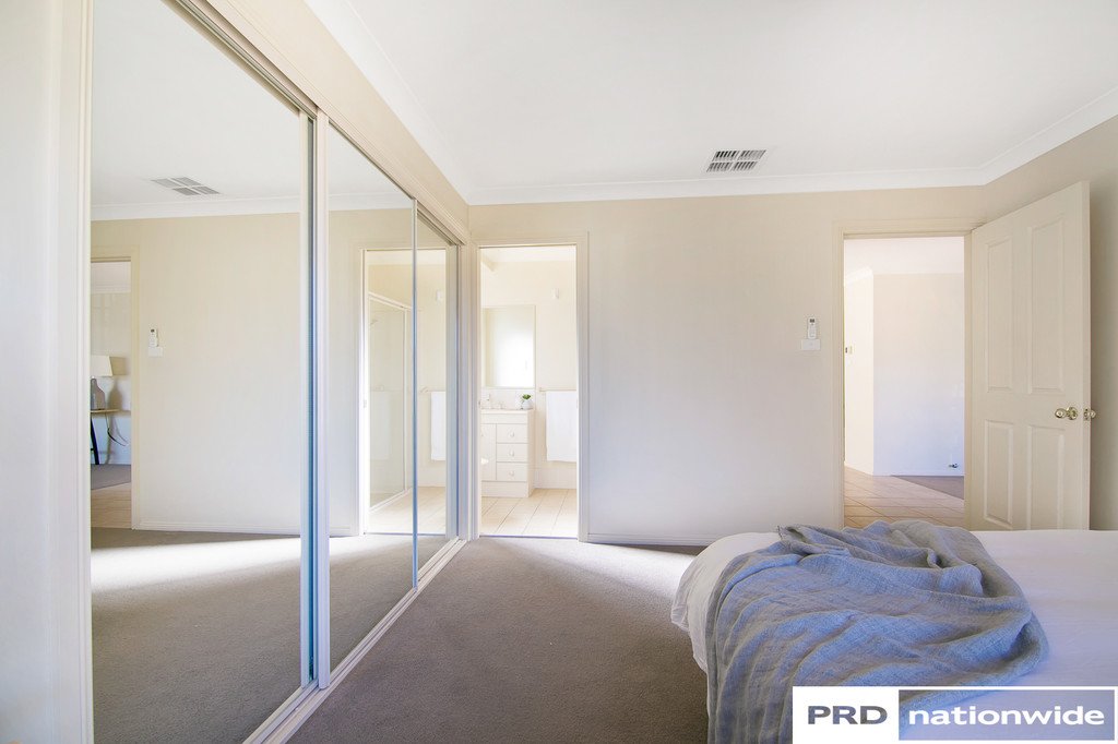 13 Minimbah Close TAMWORTH 5