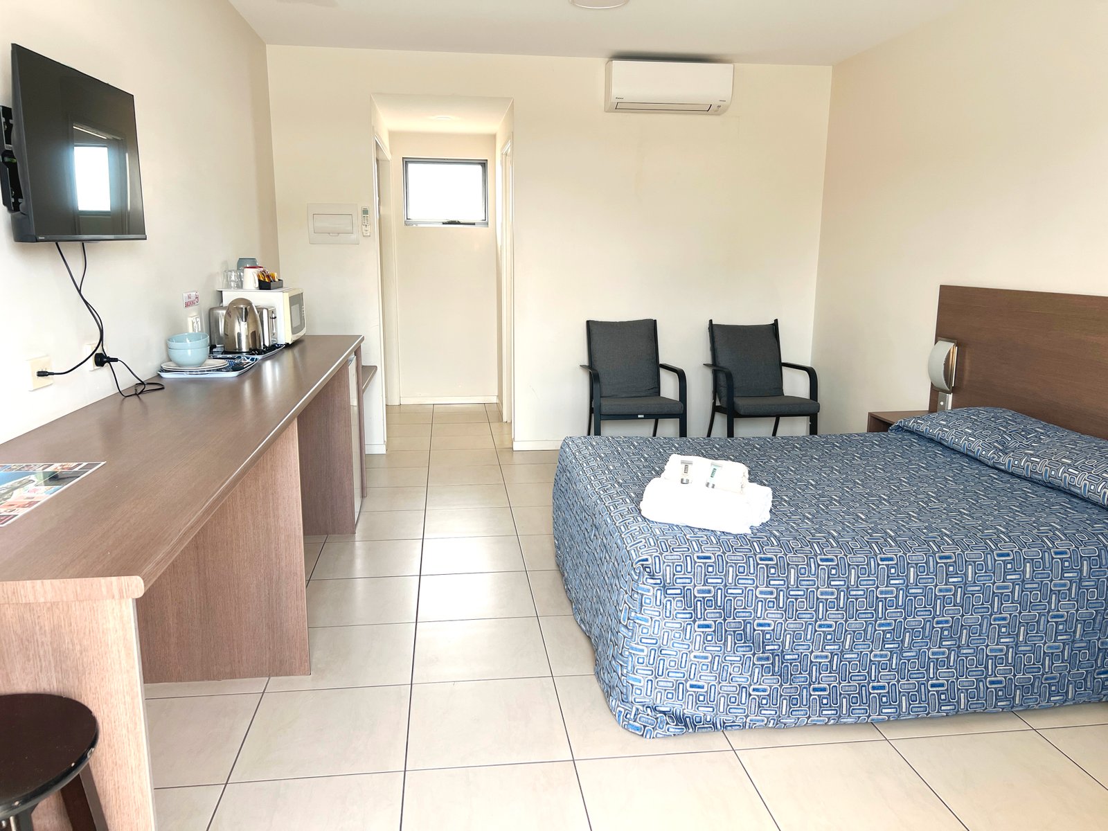 13 Minjungbal Drive TWEED HEADS SOUTH 8
