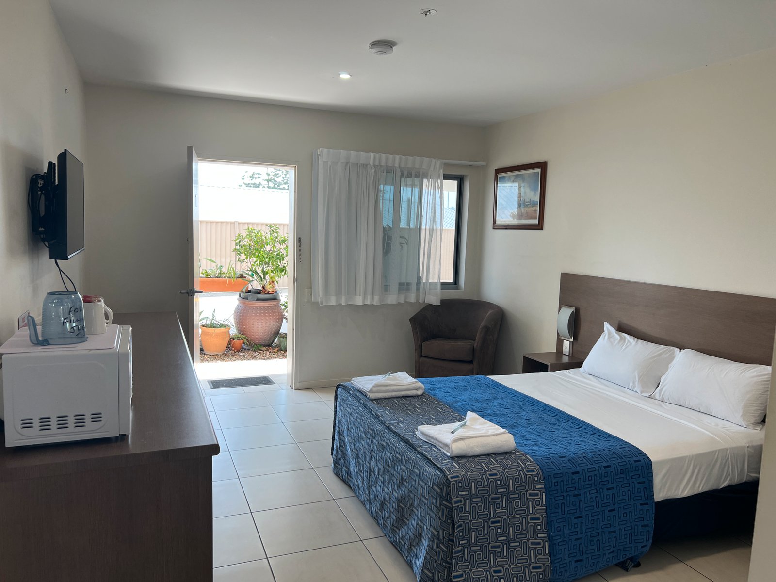 13 Minjungbal Drive TWEED HEADS SOUTH 14