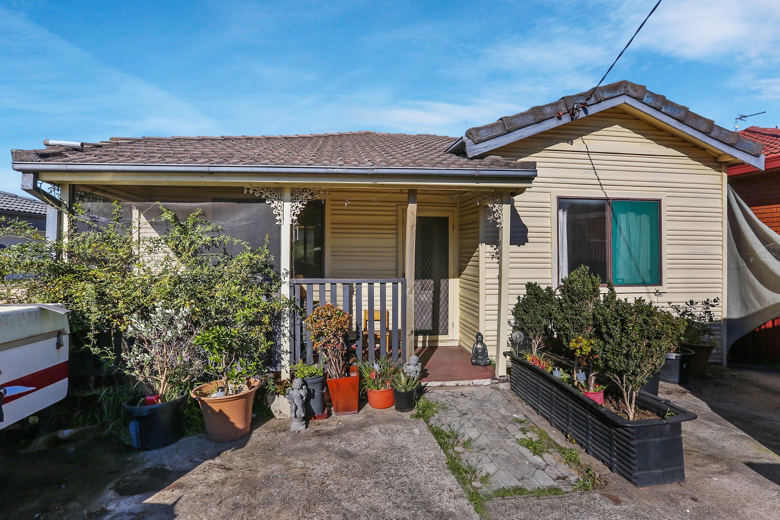 13 Monteith Street CRINGILA 4