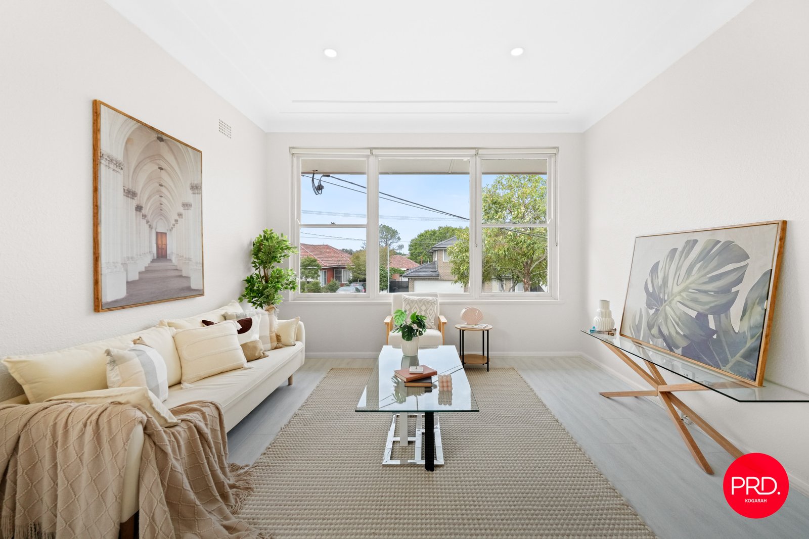 13 Moorefield Avenue KOGARAH 2