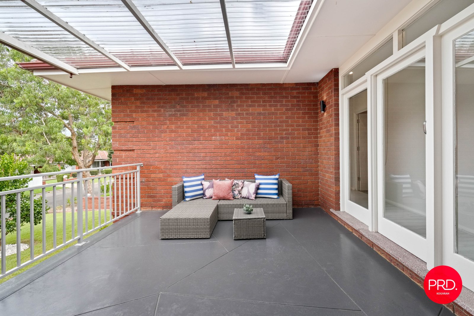 13 Moorefield Avenue KOGARAH 5