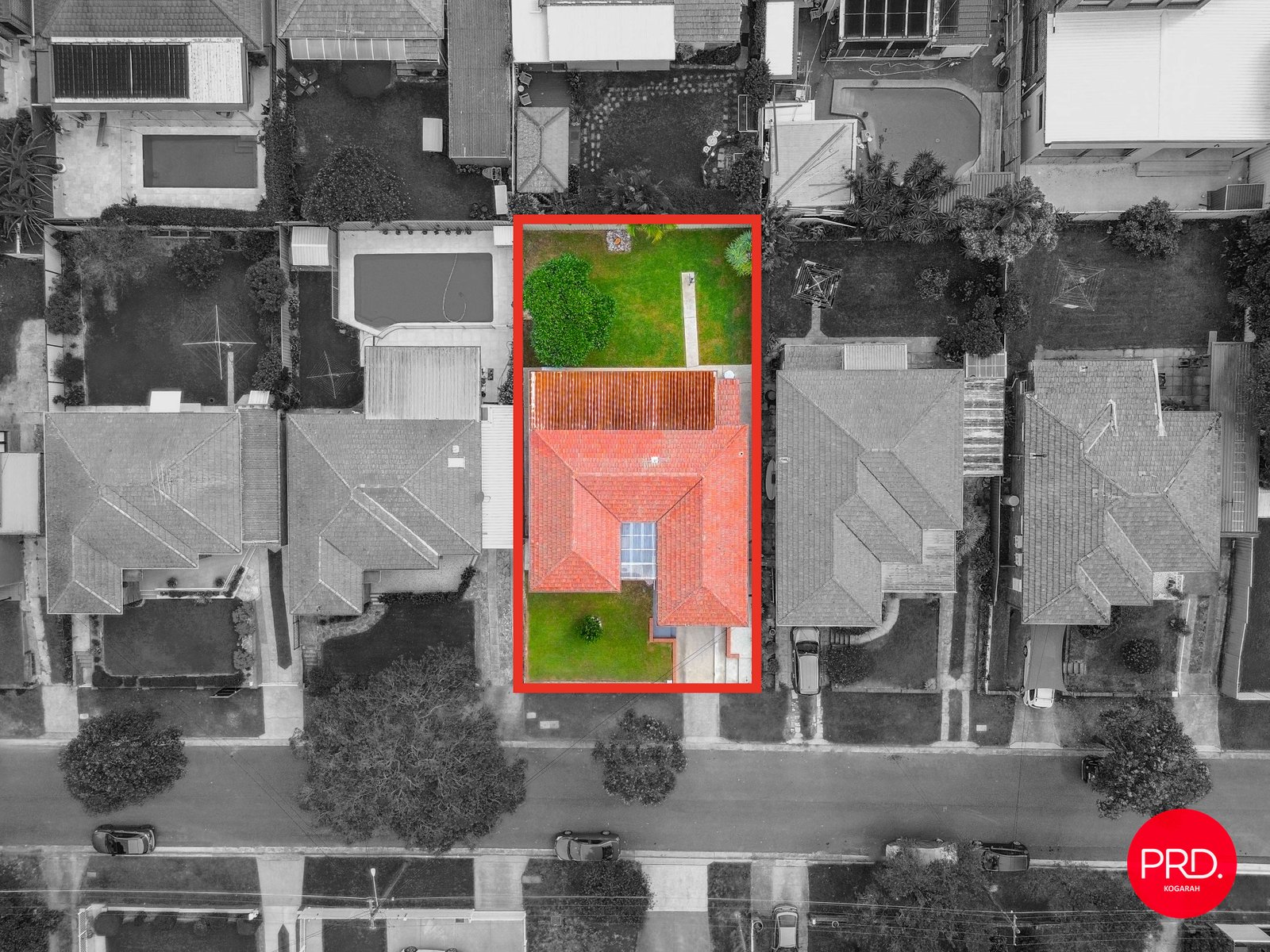 13 Moorefield Avenue KOGARAH 13