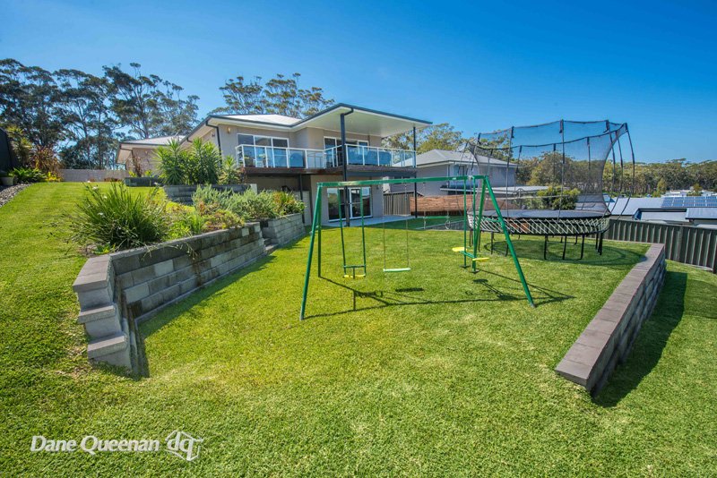 13 Mooring Avenue CORLETTE 10