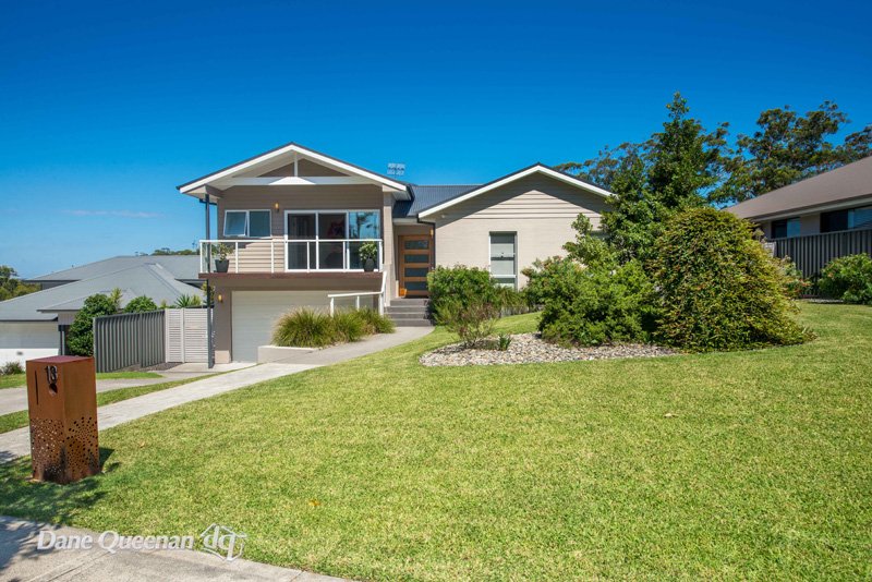 13 Mooring Avenue CORLETTE 25
