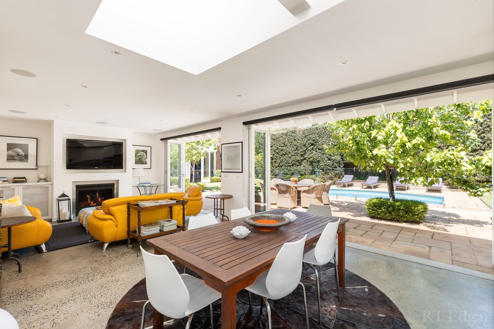 Real Estate and Property in 13 Moralla Road, Kooyong, VIC