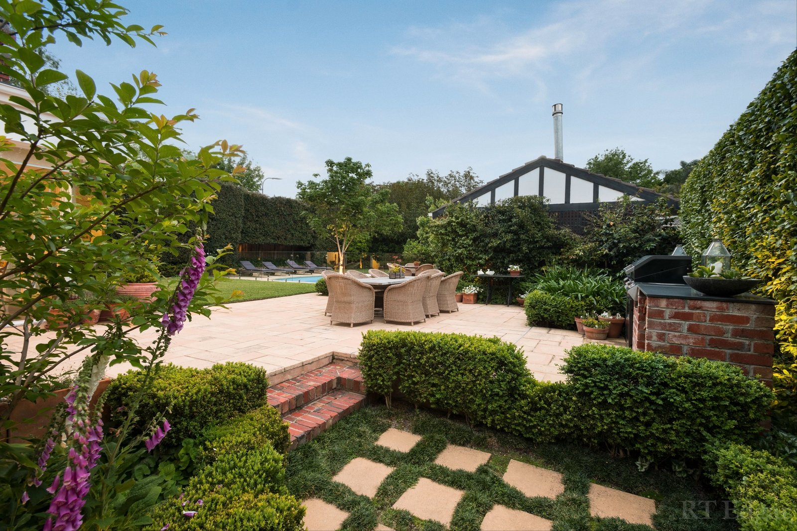 Real Estate and Property in 13 Moralla Road, Kooyong, VIC