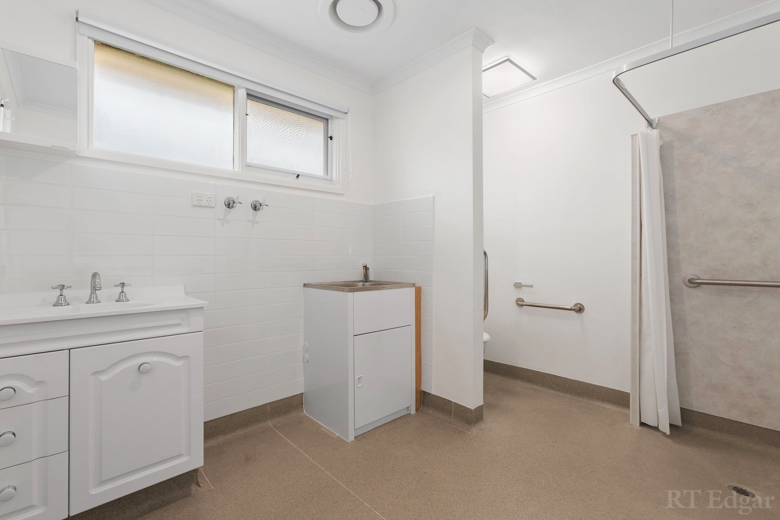 Real Estate and Property in 1/3 Morpeth Street, Newcomb, VIC