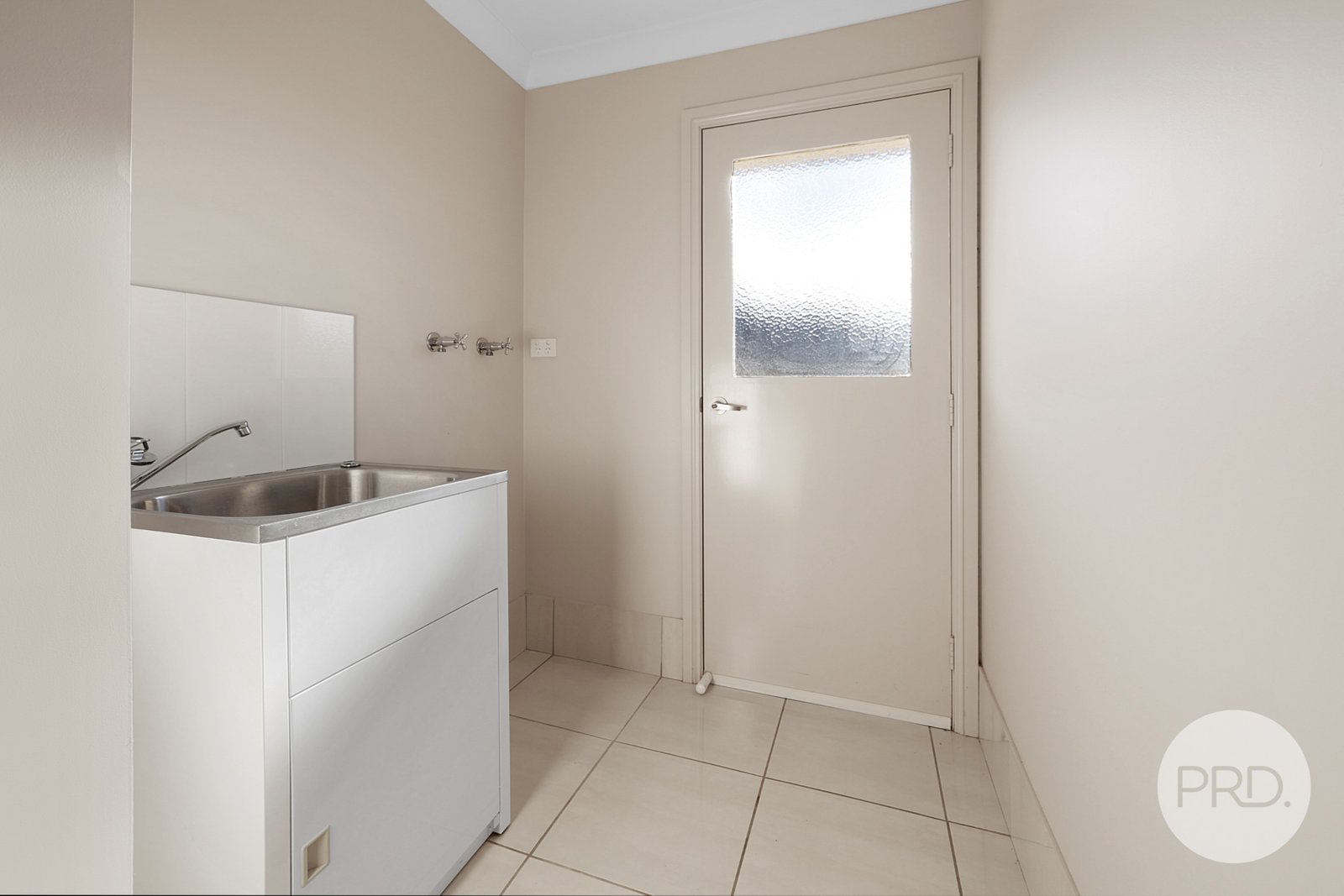 13 Mountain Gum Road TAMWORTH 15