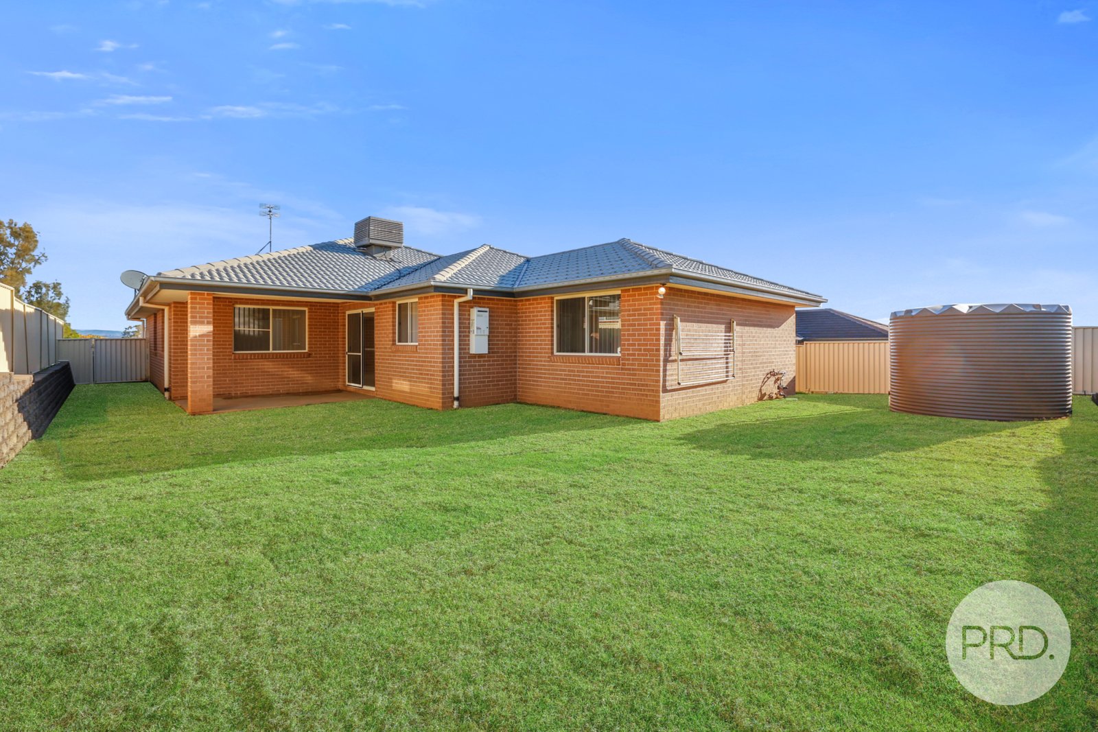 13 Mountain Gum Road TAMWORTH 17