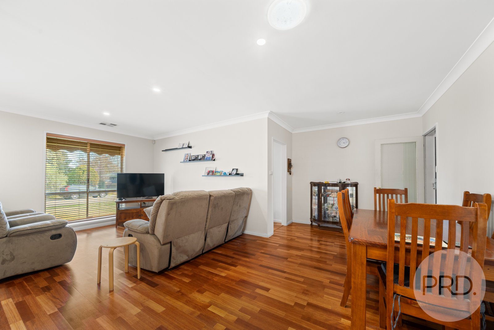 13 Myall Crescent LAKE ALBERT 6