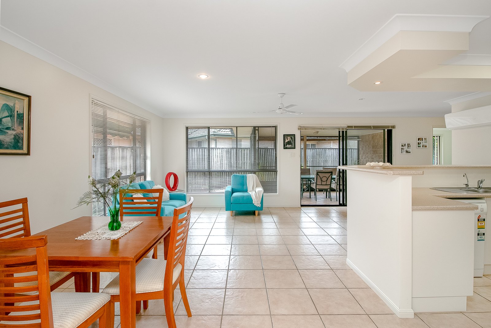 13 Narara Crescent BANORA POINT 3