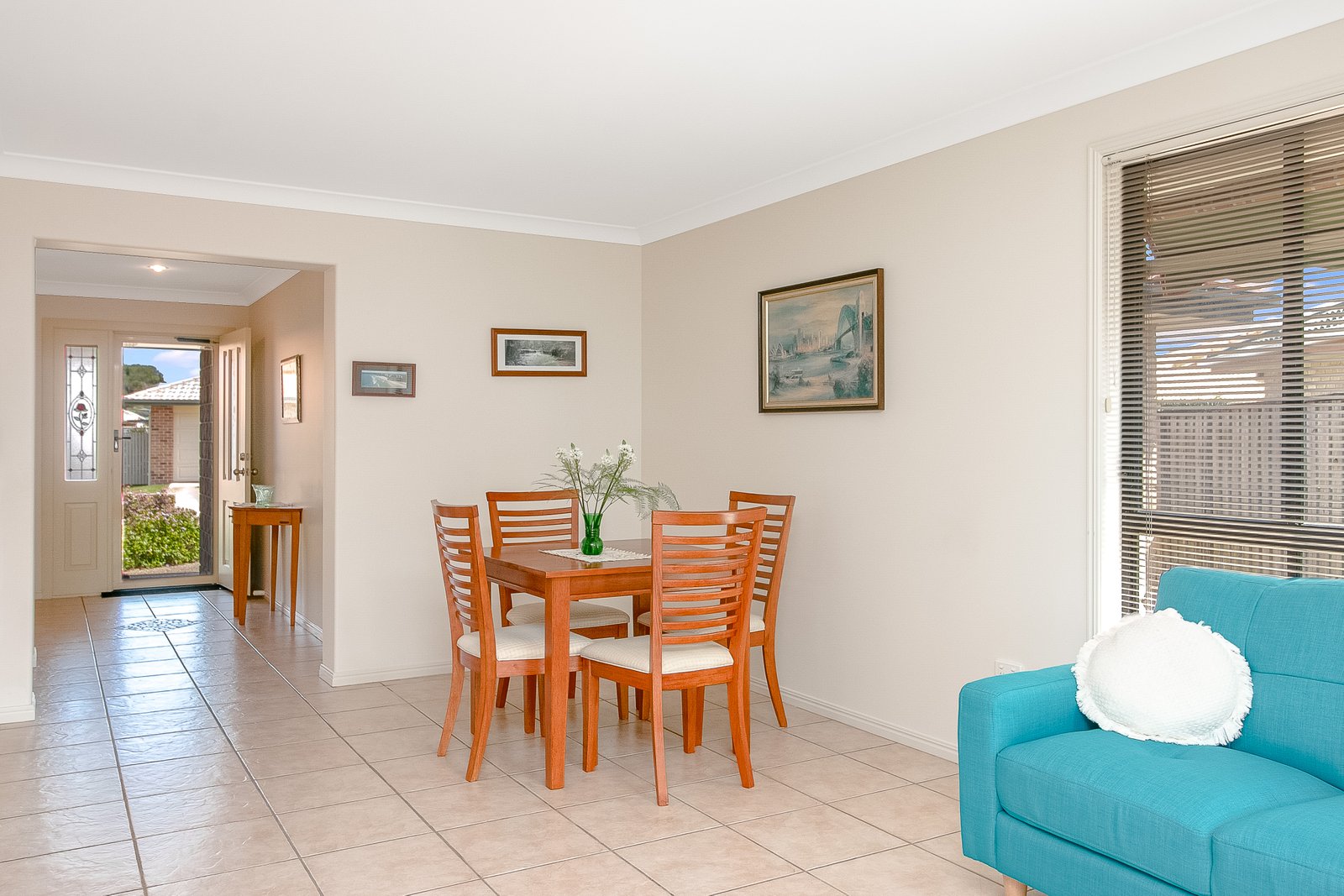 13 Narara Crescent BANORA POINT 5