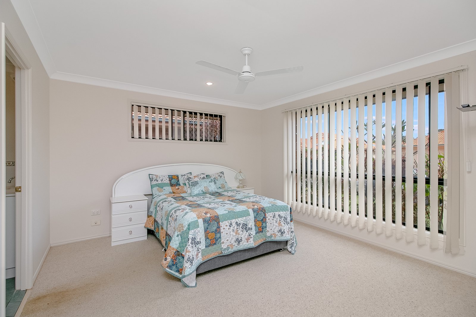 13 Narara Crescent BANORA POINT 6