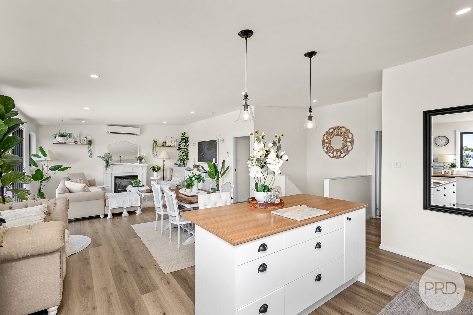 13 Navala Ave  NELSON BAY 8