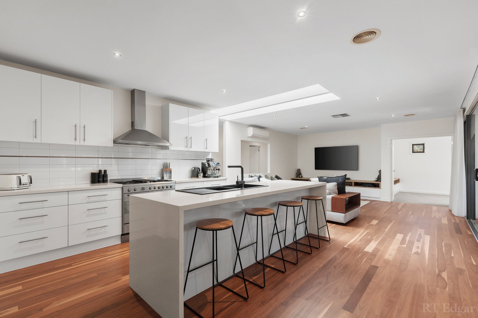 Real Estate and Property in 13 Nell Link, Leopold, VIC