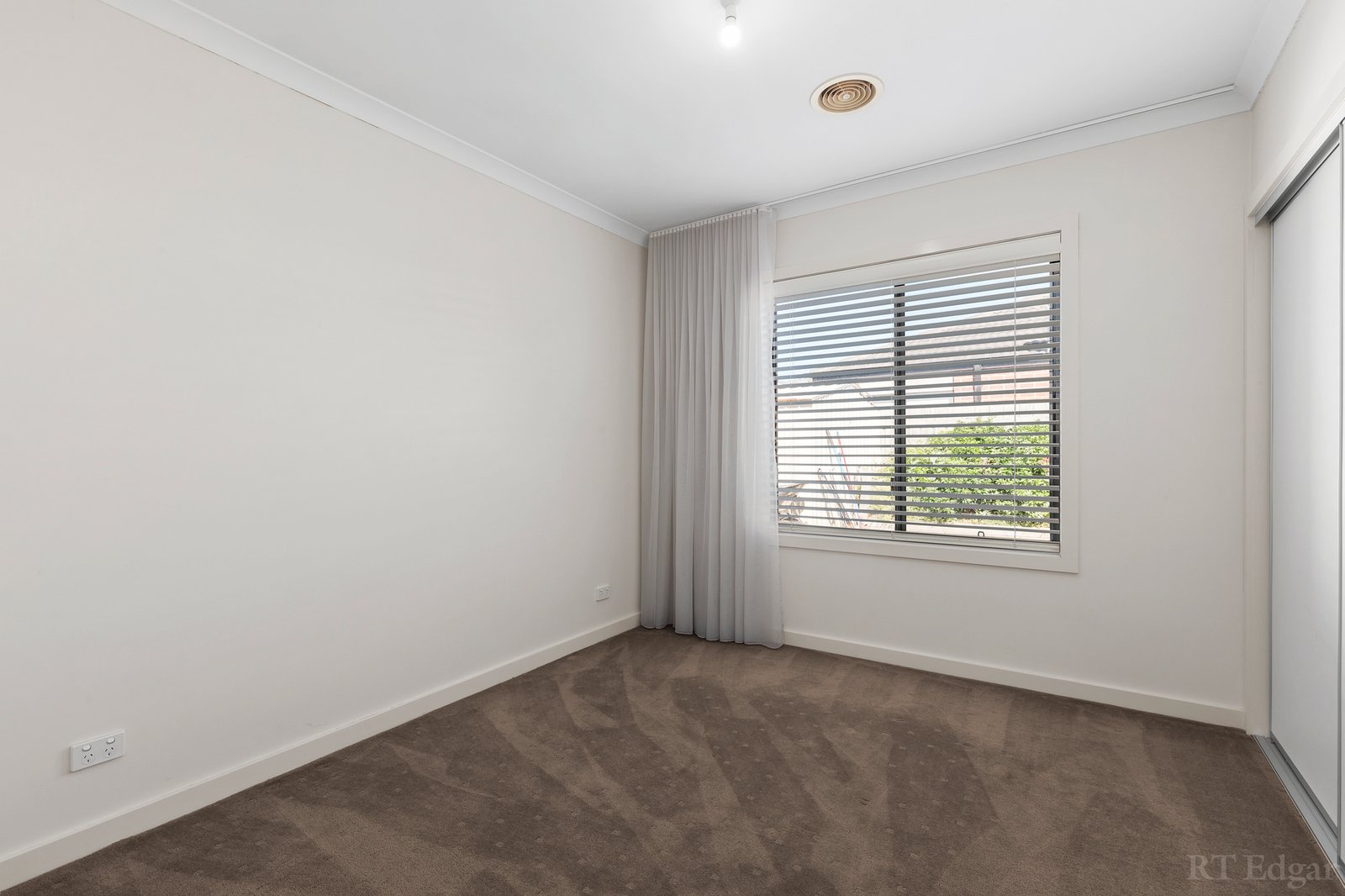 Real Estate and Property in 13 Nell Link, Leopold, VIC